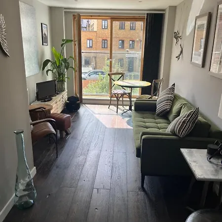 Lovely Retreat In The Heart Of Clapham London Exterior photo